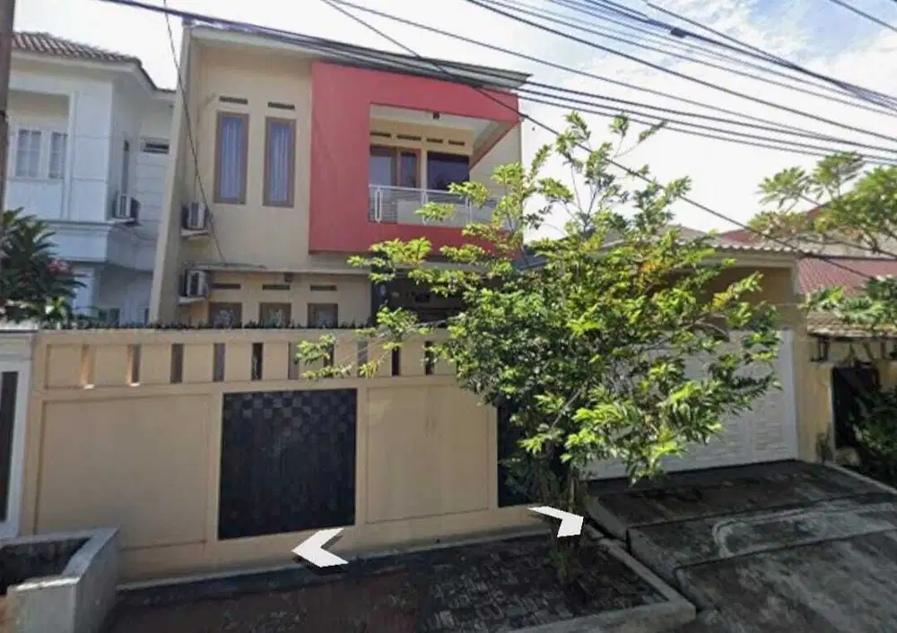 RUMAH MEWAH JL WIJAYA KUSUMA PONDOK BAMBU JAKARTA TIMUR