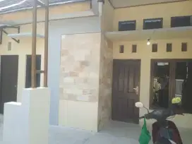 Disewakan Rumah asri, cocok untuk keluarga yang mencari ketenangan. 