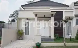 Rumah baru minimalis 700 JT an hanya 5 menit dari exit tol Sawojajar