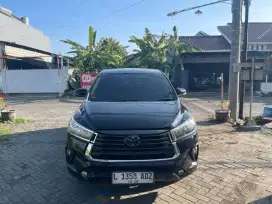 Di jual cepat mobil inova pemakai invoa tahun 2023