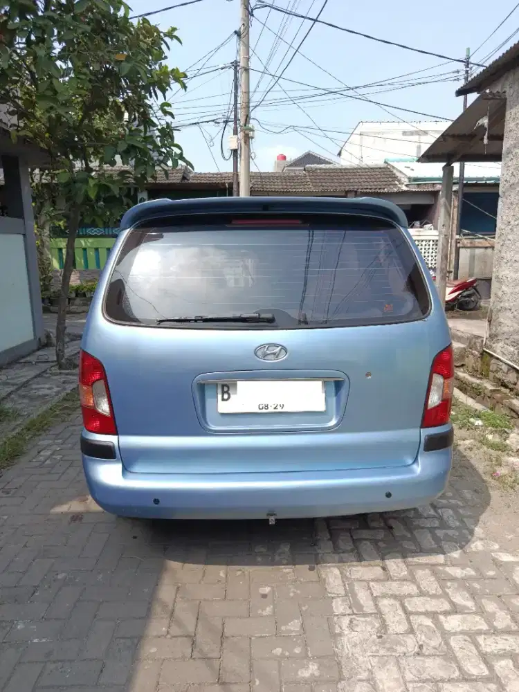 Hyundai Trajet 2.0 Tahun 2003