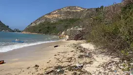 Tanah di Gerupuk pinggir pantai