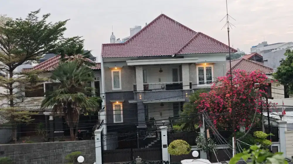 Cari art laki2 beres beres rumah