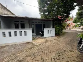 Dikontrakan rumah tahunan