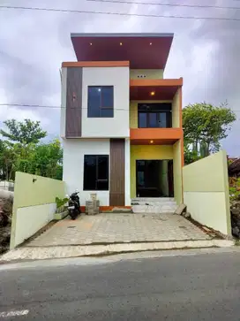 Jual murah cepat rumah 2 lantai harga 1,4M dalam Kota Jogja, SHM