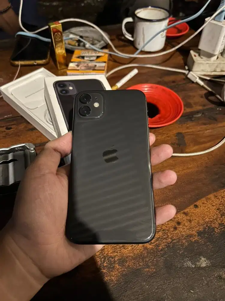 iPhone 11 64 iBox fullset siap pake