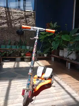 Dual Pedal Scooter Vita-T
