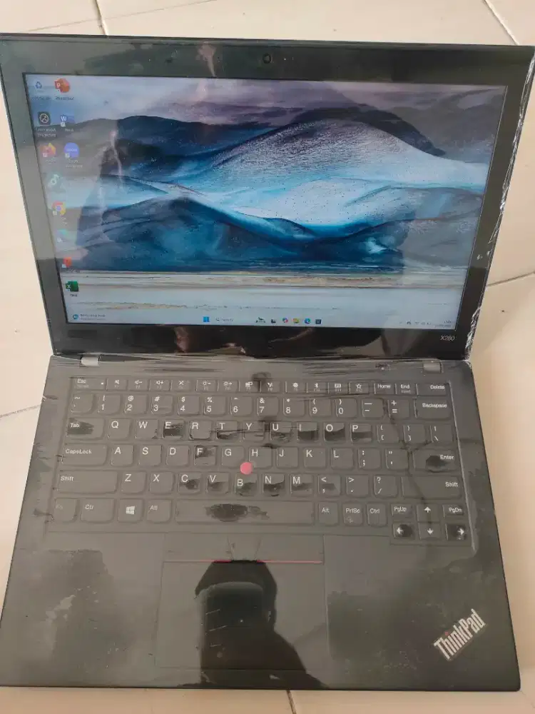 Laptop i5 ram16gb SSD touchscreen normal murah