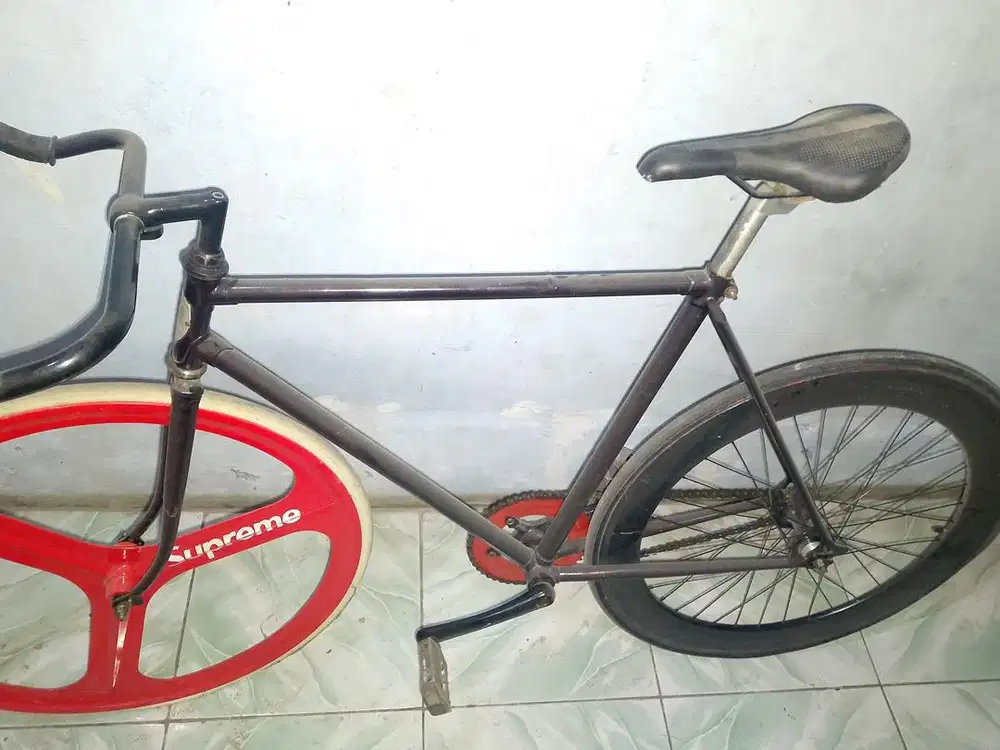 Sepeda Fixie bekas