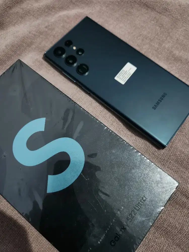 Samsung S22 ULTRA 12/256 GB Fullset