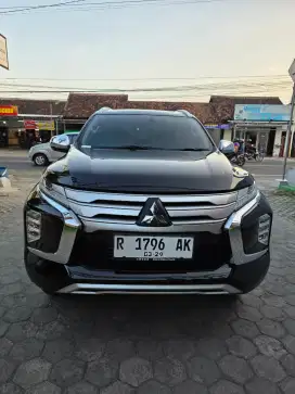 Pajero sport dakar 4x2 tahun 2024