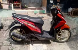 Motor bekas Honda beat 2014