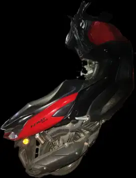 Jual motor nmax 2023 pemakaian ibu ibu hati hari