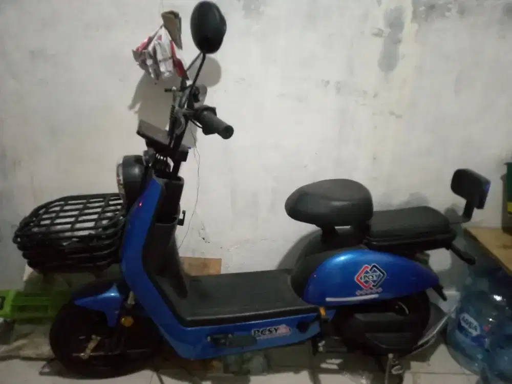 Sepeda listrik bekas seperti baru Bu