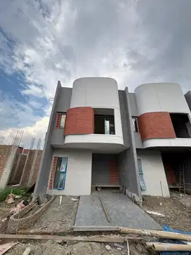 RUMAH MEWAH DEKAT KAMPUS USU