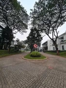 DI JUAL RUMAH MEWAH CLUSTER THE CROWN PHG GADING SERPONG