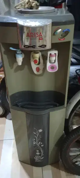 Dispenser tcl arisa