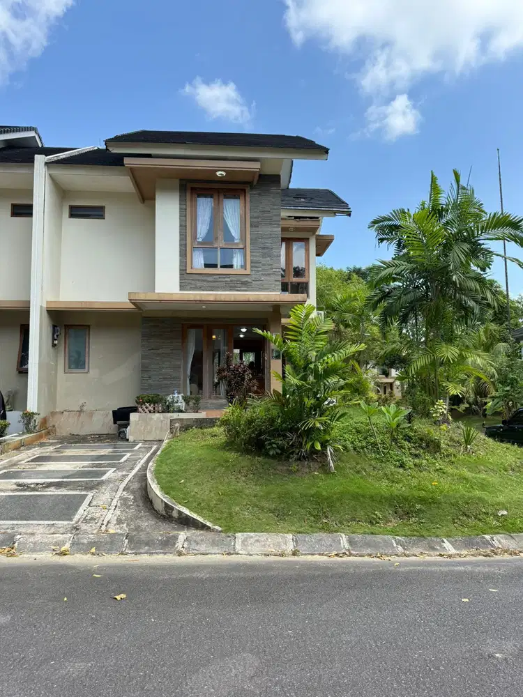 DIJUAL RUMAH HOOK VILLA PANBIL SIAP HUNI TANAH LUAS