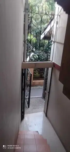 Dijual  Kost-an Aktif & Rumah Induk di Dago BAndung