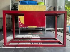 Meja Besi Serbaguna untuk Usaha