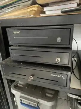 Cash Drawer / Kasir Uang ukuran besar dan kecil (untuk nyinpan uang)