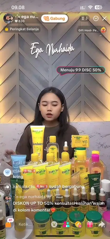 DIBUTUHKAN SEGERA HOST LIVE
