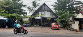 Ruang Usaha Estetik Cocok Untuk Cafe di Blimbing Malang Strategis