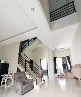 Jual rumah bagus tenggilis kendangsari jemursari rungkut panjang jiwo