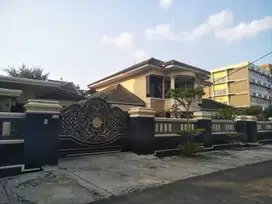 RUMAH LUAS DAN MEWAH DIJUAL CEPAT DI PAHOMAN BANDAR LAMPUNG