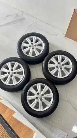 Velk ori yaris bapau