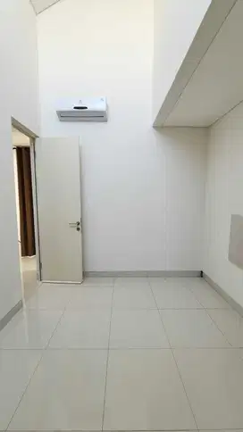 Jual rumah bagus grand pakuwon surabaya barat