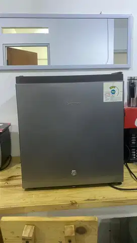 Kulkas mini hisense