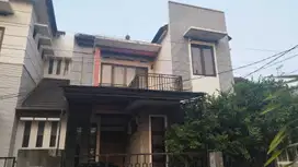 Di jual rumah di kayu putih rawa mangun jakarta timur
