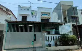 dijual rumah di solo baru