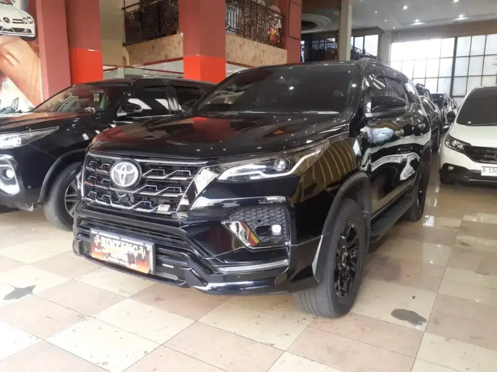 FORTUNER GR 2.8 AT 2023 NOPOL 1 ANGKA / MODEL THN 2024 (BINTANG MOTOR)
