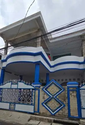 RUMAH MEWAH 2 LANTAI JL KOMARUDIN II PENGGILINGAN CAKUNG JAKTIM