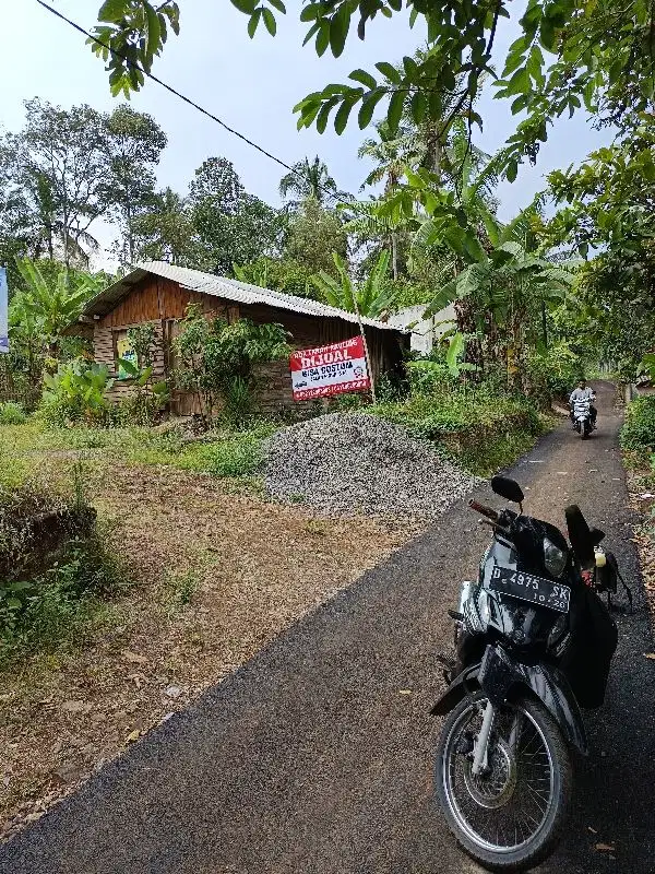 rumah kayu Etnik Padalarang