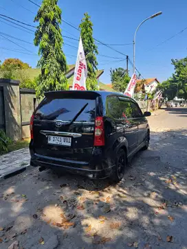 Toyota Avanza 2010 Bensin