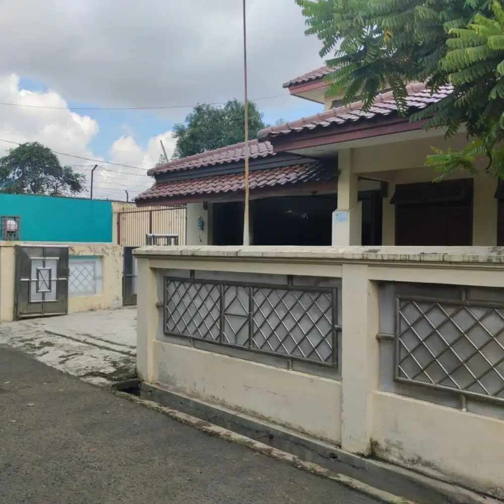 Dijual Rumah 2 lantai dekat Tol Veteran, Bintaro, PIM dan Gancit Mall
