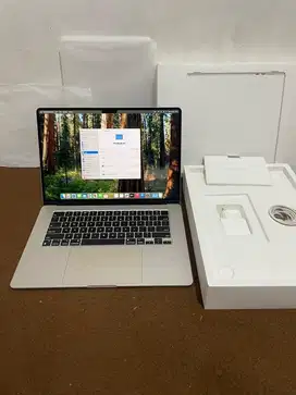 Macbook Air M2 15 inch 8/256 iBox Like New