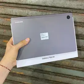 Dijual Samsung Tab A8 4/128 Mulus + Keyboard