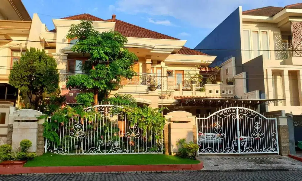 Rumah Mewah Full Marmer Dan Kayu Jati Araya Galaxy Bumi Permai