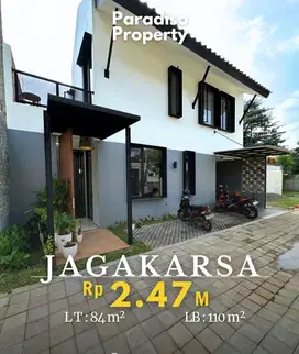 Rumah minimalis modern townhouse selangkah ke tol andara
