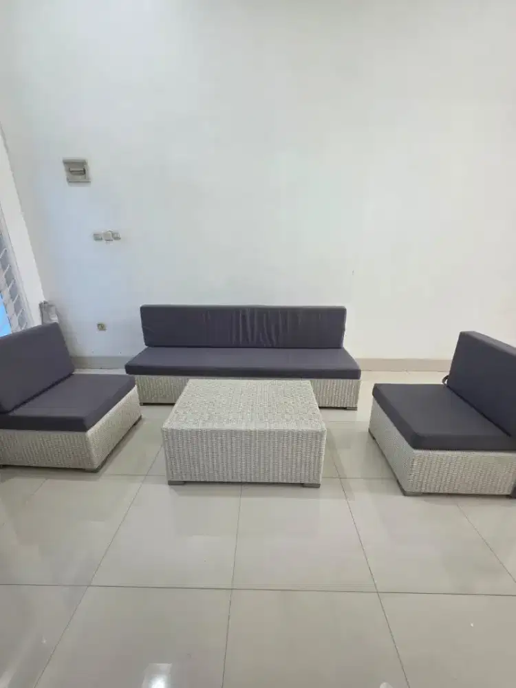 Sofa set ruang tamu