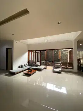 jual rumah mewah di sleman banteng jl kaliurang km 8  utara kampus UGM