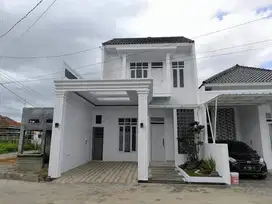 Rumah 2 lantai murah gunung terang