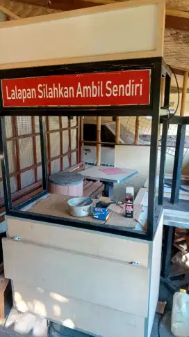 Booth kayu + besi