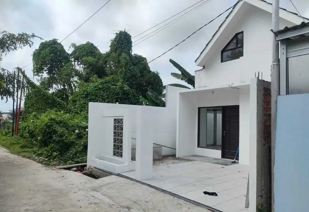 Rumah baru Di Palm Hills, Jln Daksa Balikpapan