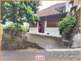 Akses Motor, Rumah Timur RS Happyland Jogja