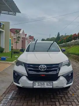 VRZ 2019 TRD AT